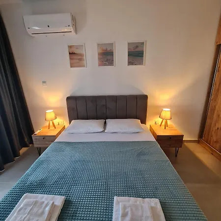 A Comfortable In Caesar & Apartment *
